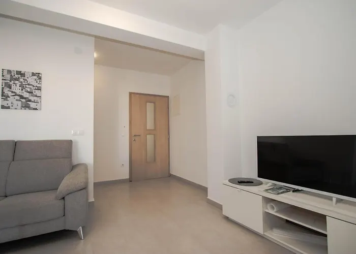 Nika Patricia Διαμέρισμα *