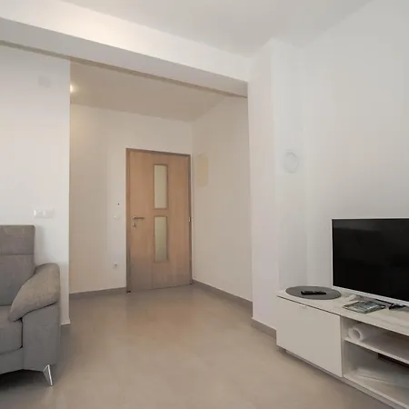 Nika Patricia Apartment *
